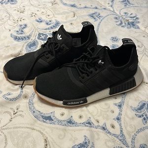 Women’s adidas shoes size 7